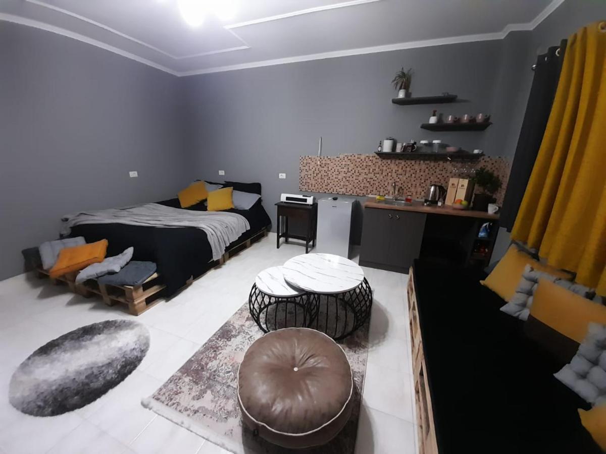 Koa Studio 1 Корча Екстер'єр фото